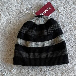 Granule Black and Gray Striped Beanie  SZ  OS